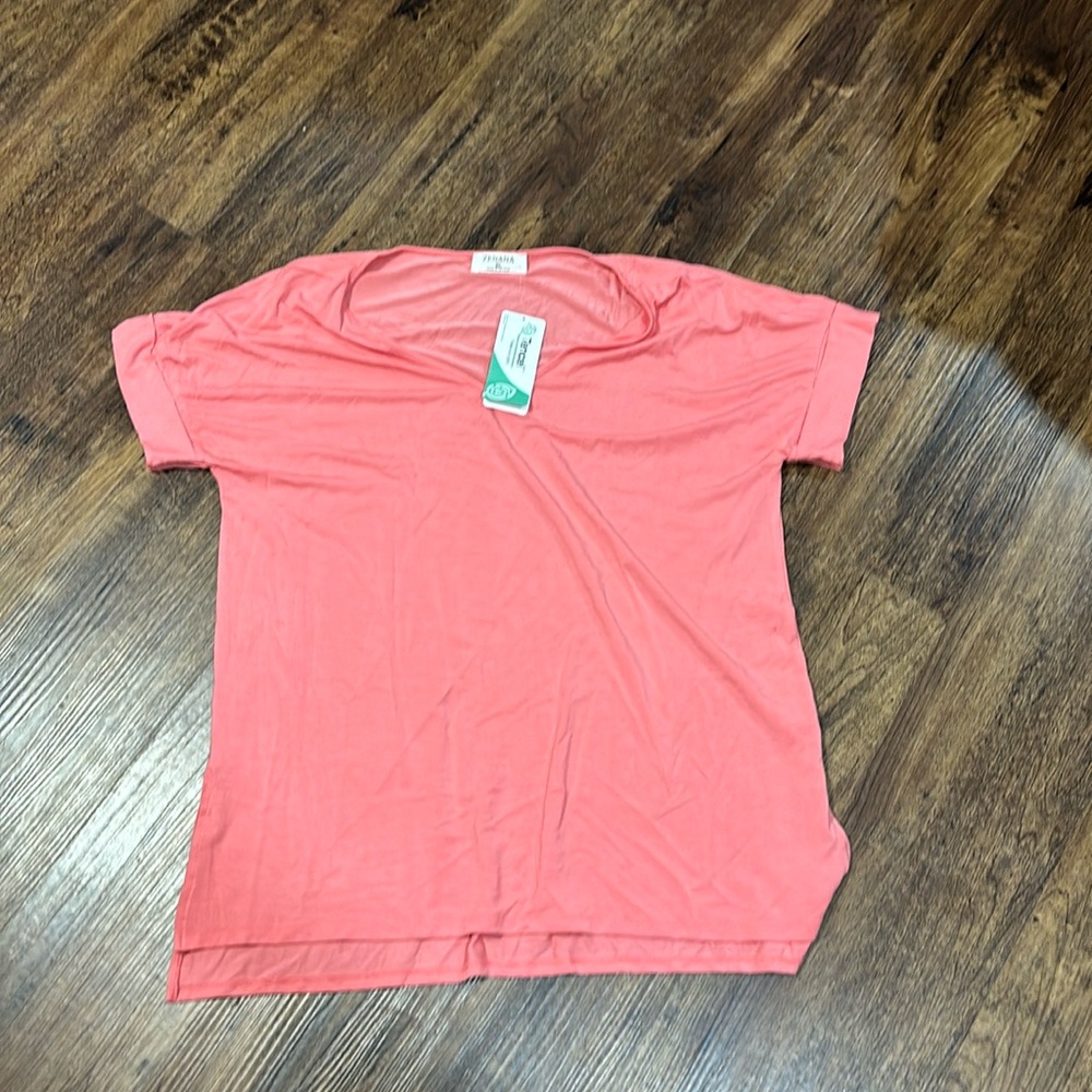 Zenana coral vneck blouse xl